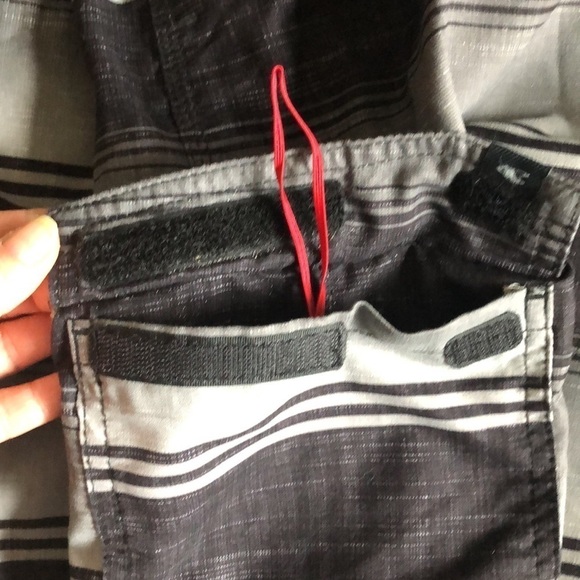 O’Neill Men’s Board Shorts Size 40 Swim Trunks Gray Black Stripes Pocket Beach - Picture 11 of 15